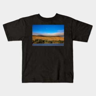 Fan Fawr and Beacons Reservoir, Brecon Beacons Kids T-Shirt